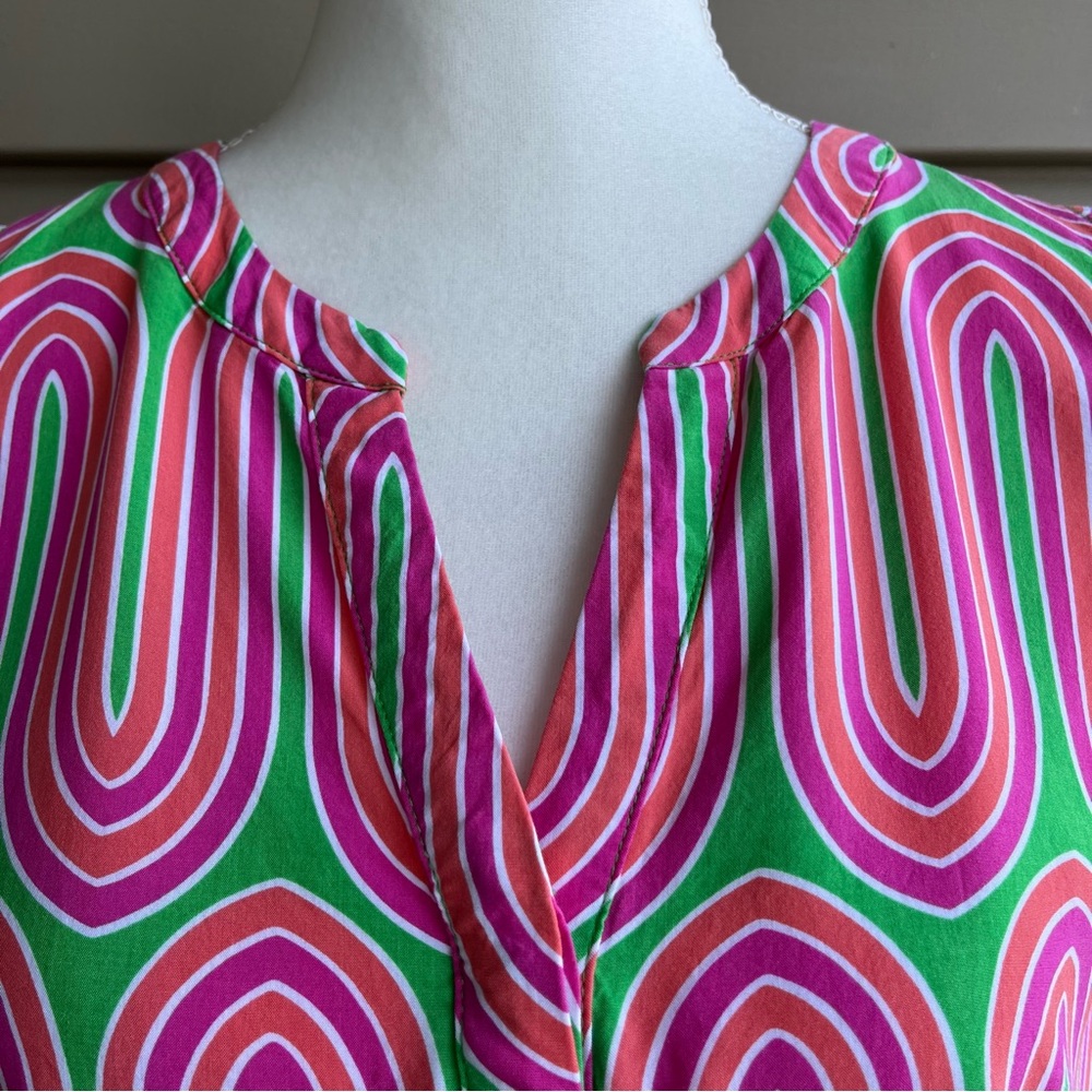 •Crown & Ivy• Sleeveless Popover Blouse - Size XL - Picture 3 of 7